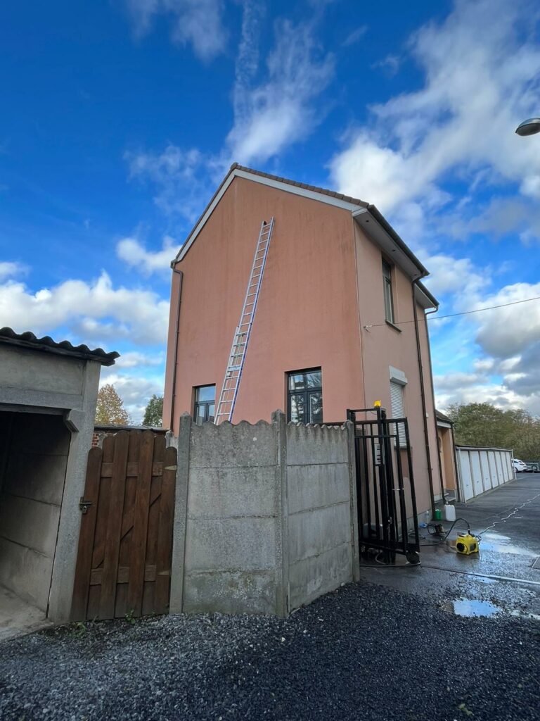 Échafaudage et protection chantier — Les Artisans Couvreurs Val-de-Marne